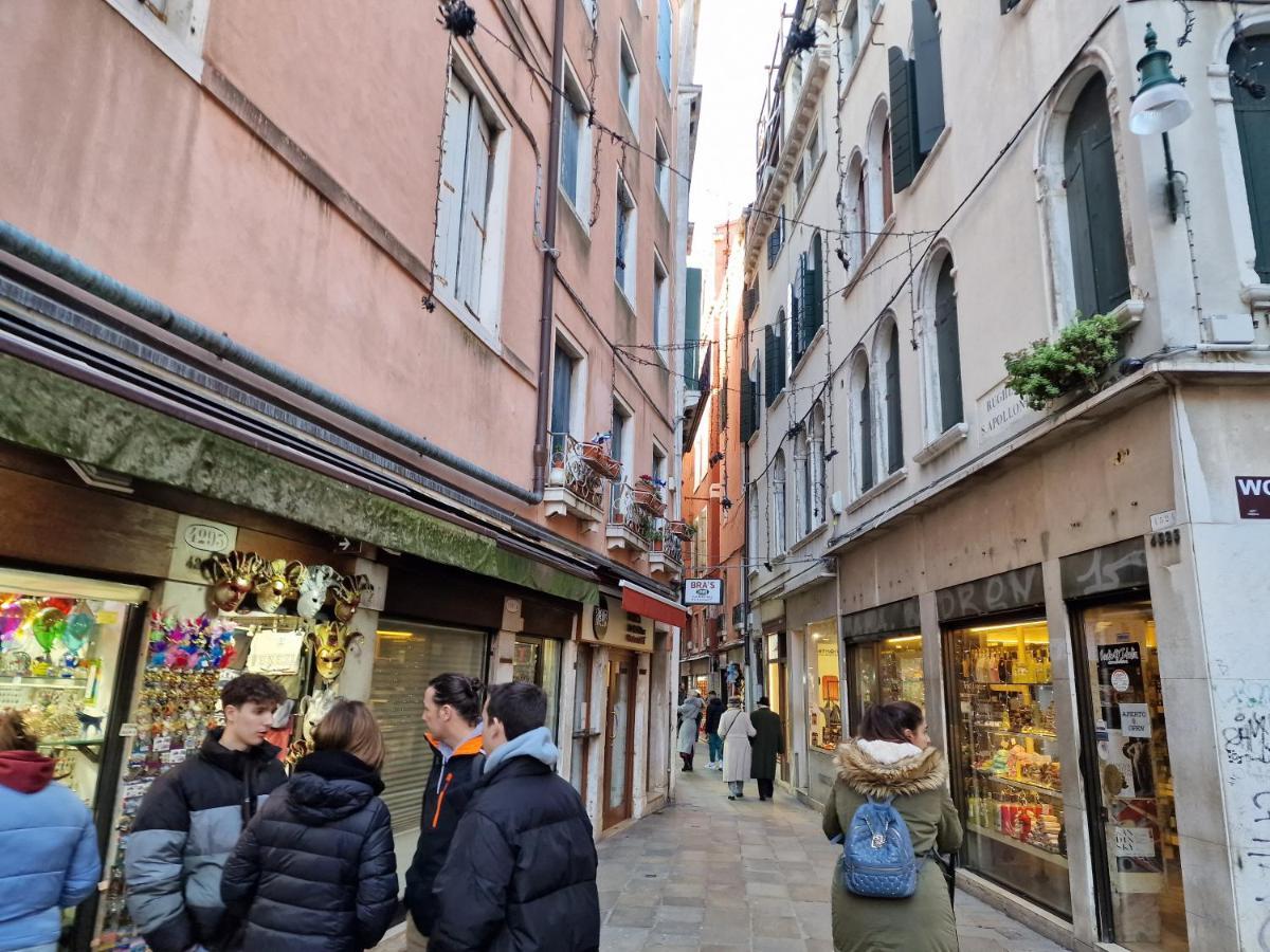 Appartamento Al Centro Di Venezia 6 Posti Letto Exterior photo